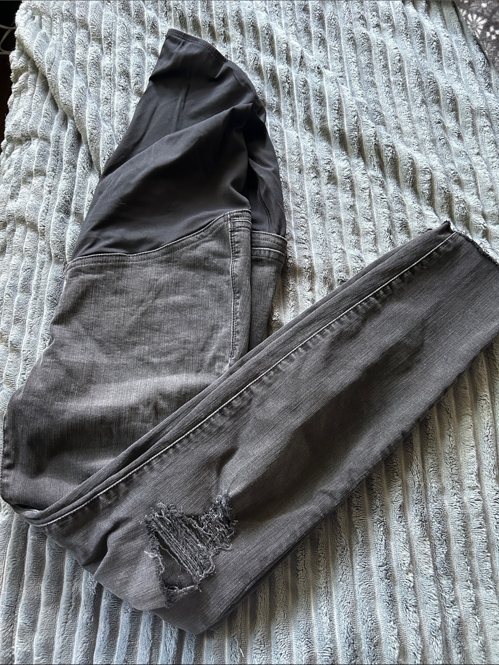 Madewell Gray Distressed Women’s Jeggings